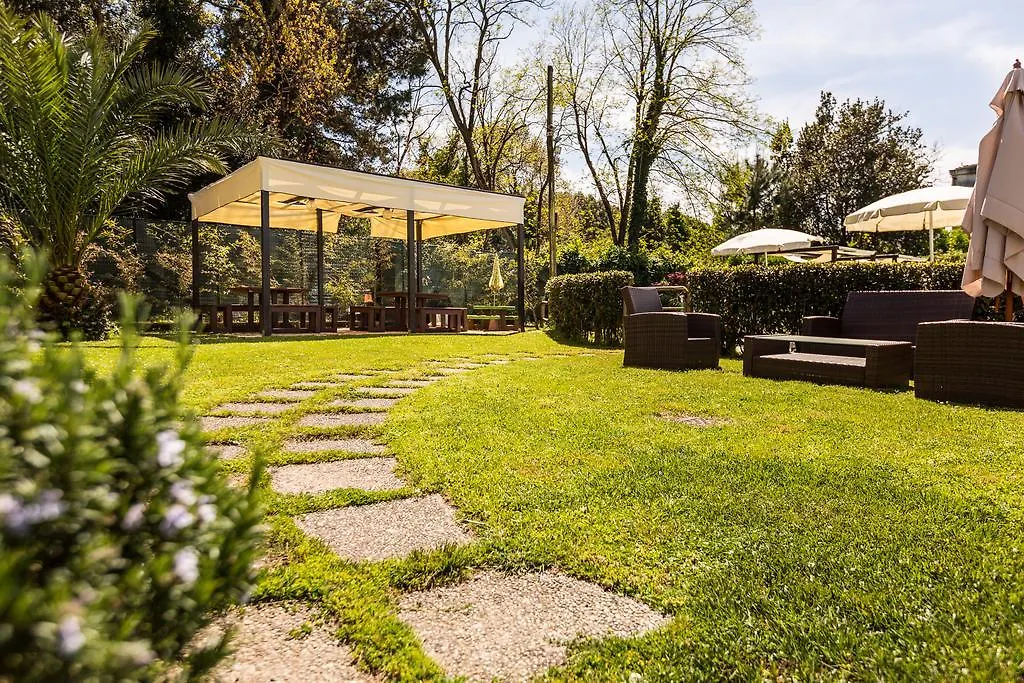 Hotel King Marina di Pietrasanta 3*,