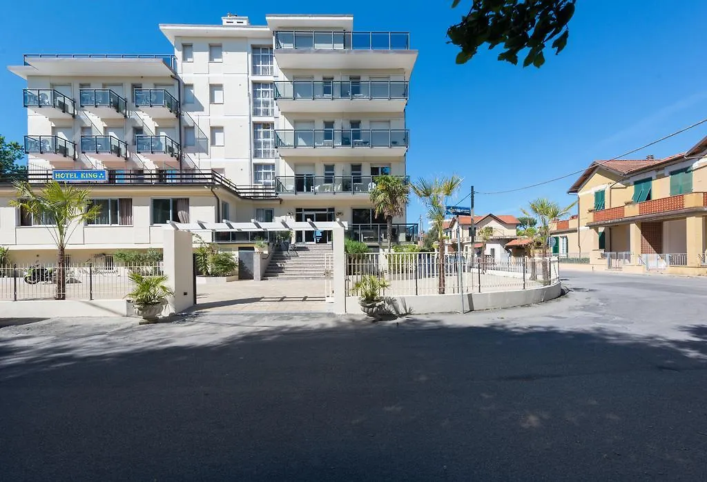 Hotel King Marina di Pietrasanta 3*,